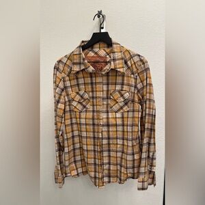 Plaid women’s shirt size L